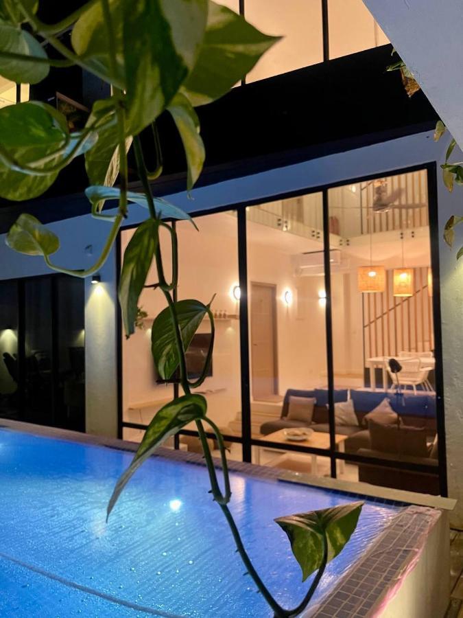Отель Unwind Dhigurah Дигура Экстерьер фото
